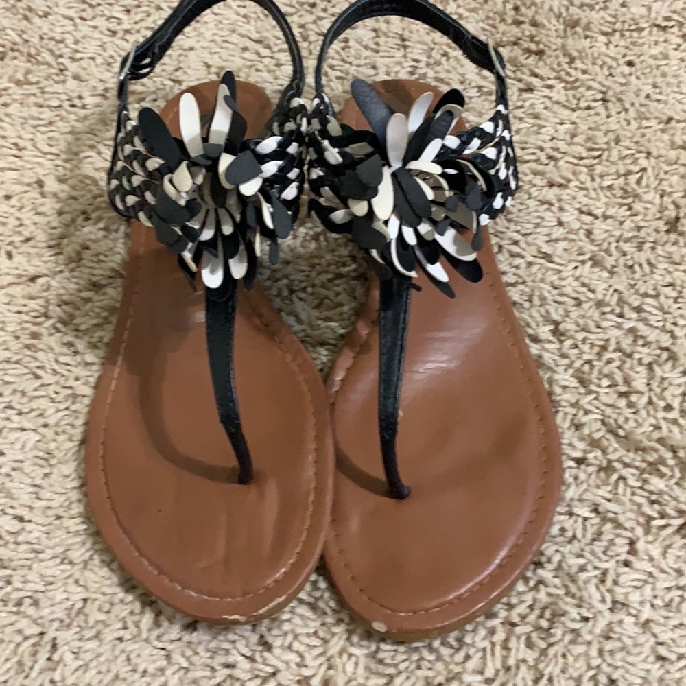 Women’s sandals